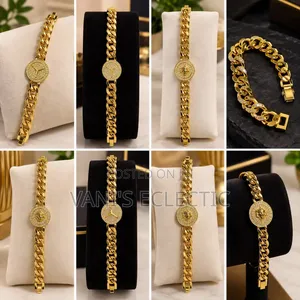 Premium Gold Cuban Link Medusa Bracelet