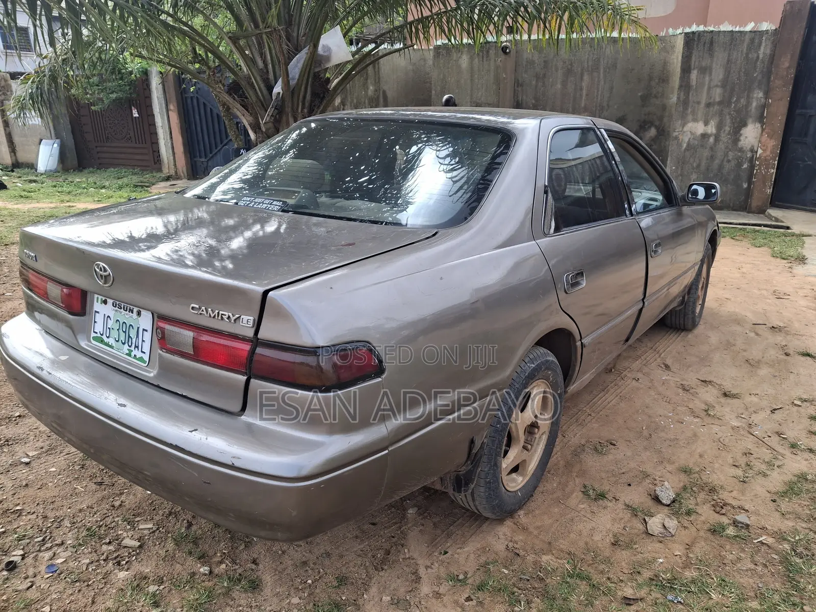 Toyota Camry Automatic 1999 Gray