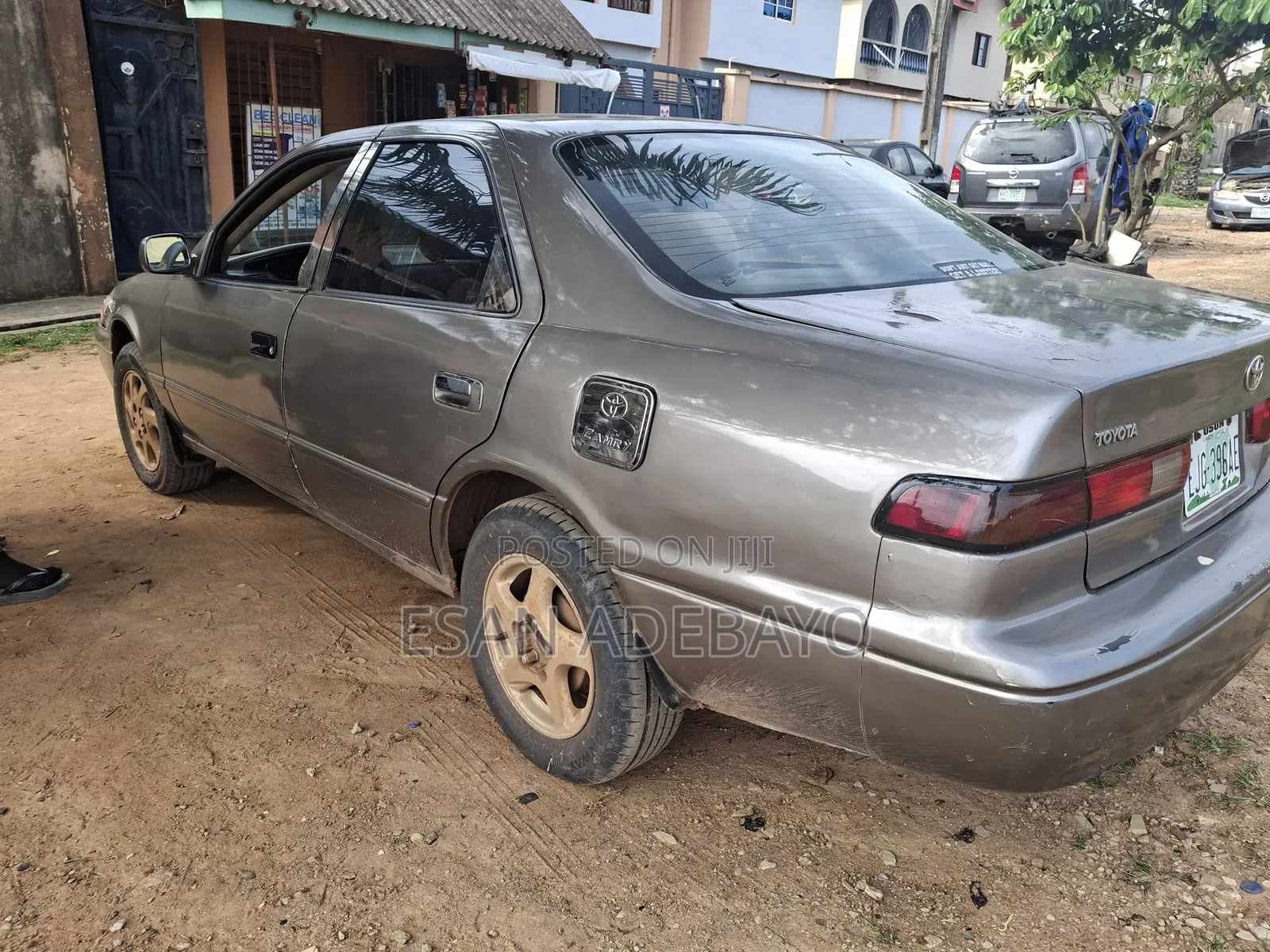 Toyota Camry Automatic 1999 Gray