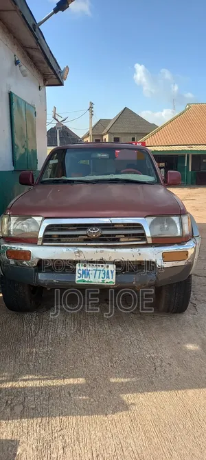 Toyota 4-Runner 2000 Red