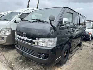 Toyota HiAce 2012 Black