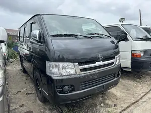 Toyota HiAce 2012 Black