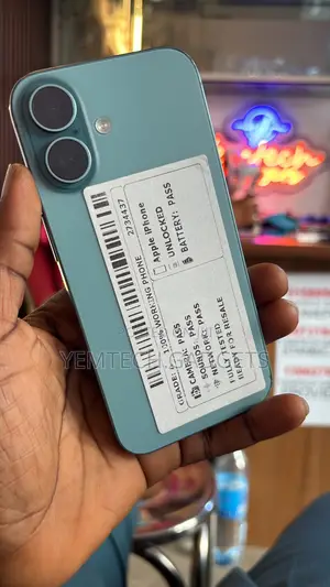 Apple iPhone 16 256 GB Green