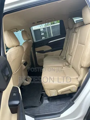 Toyota Highlander 2005 Red