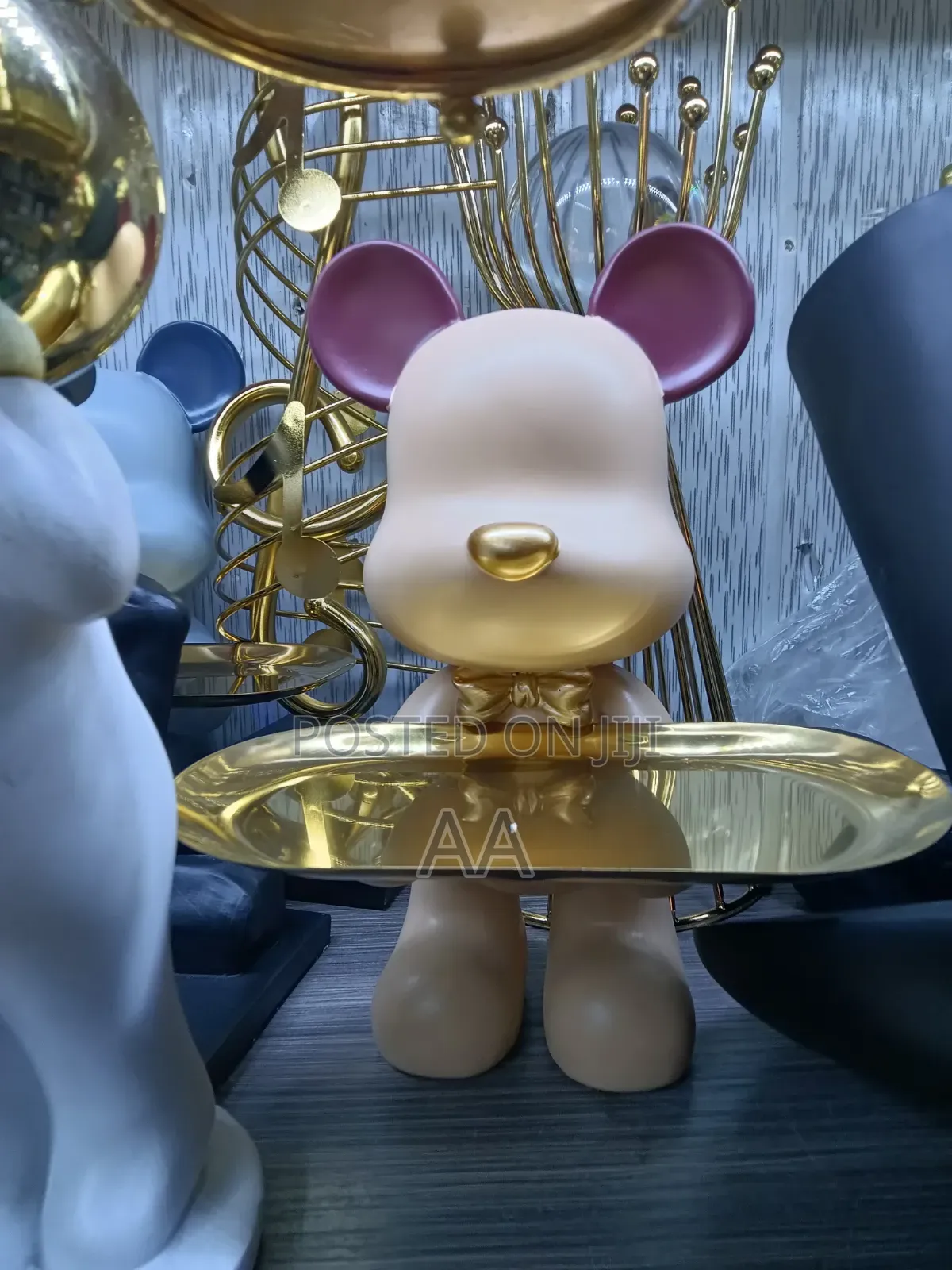 Tray Dog Figurines