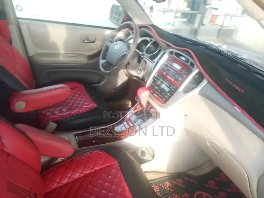 Toyota Highlander 2005 Red