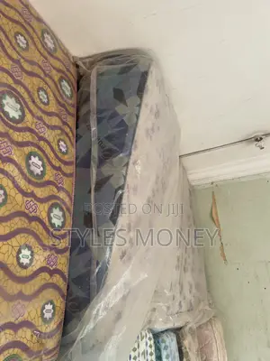 Neatly Used Mattress 4 by 6: 12inches for Sale
