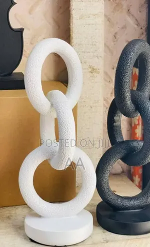 Round Figurines
