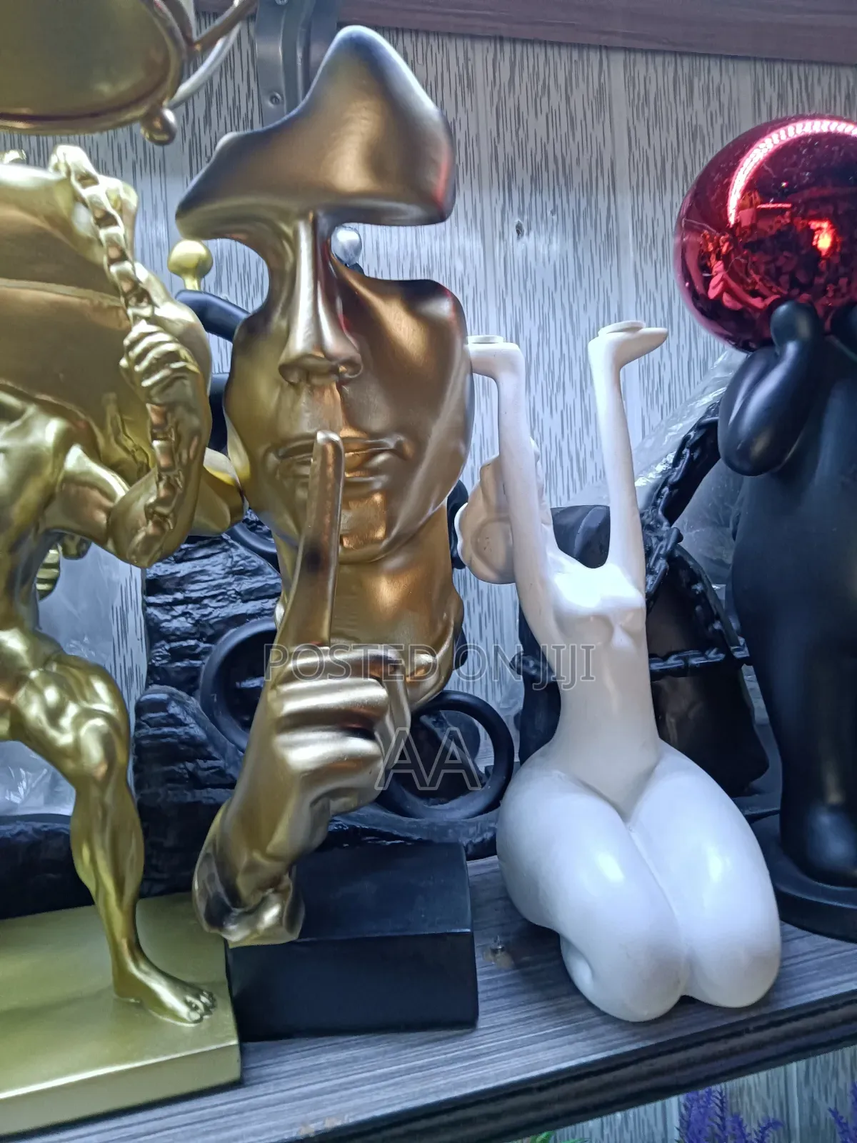 Face Figurines