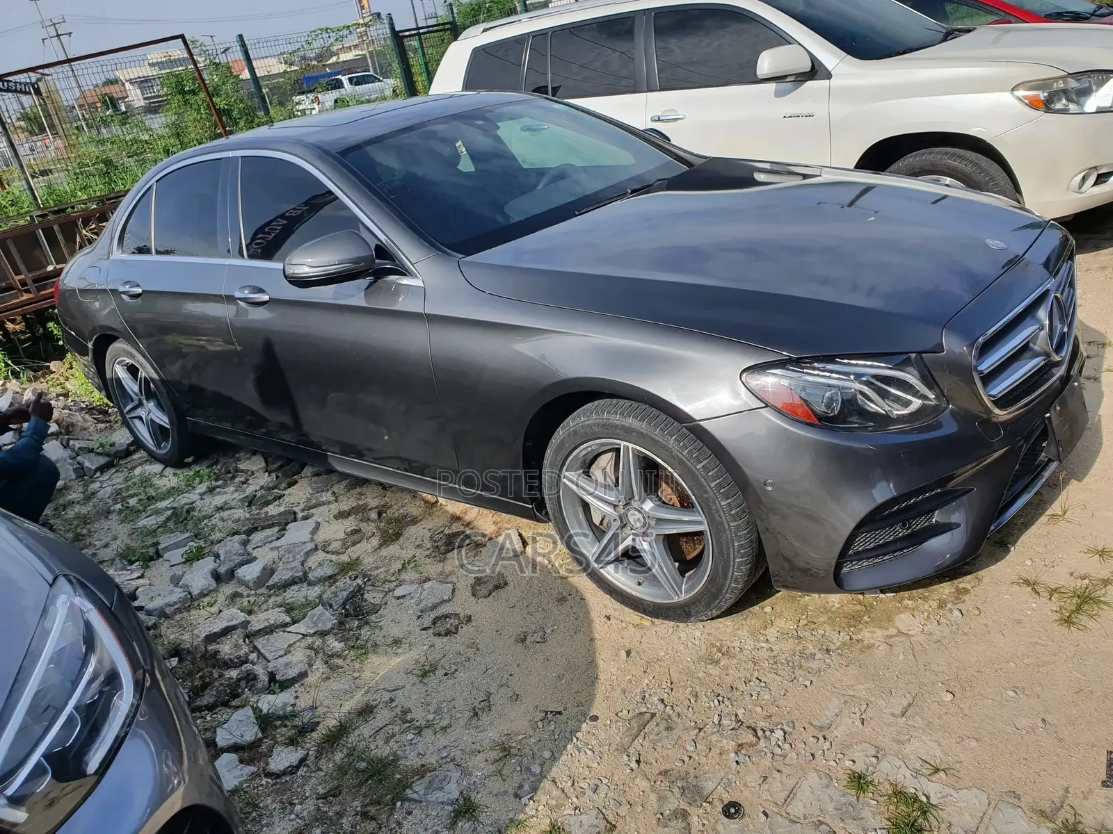 Mercedes-Benz E300 2017 Black
