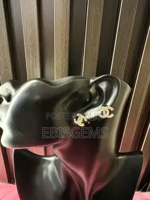 Small Fashionable Earring