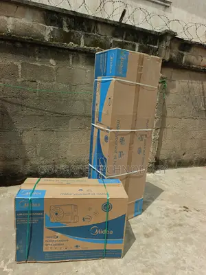 Midea 3HP Standing AC for Conference Rooms