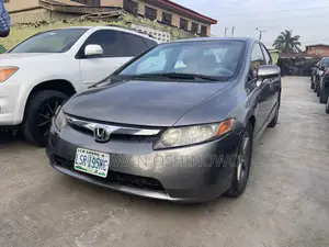Honda Civic 2006 Gray