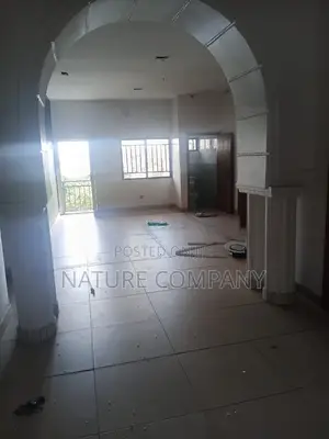 3bdrm Block of Flats in Awuseh, Ikeja GRA for rent