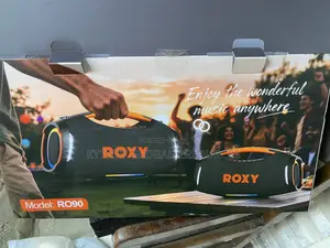 R090 Roxy Wireless Bluthoot Speaker