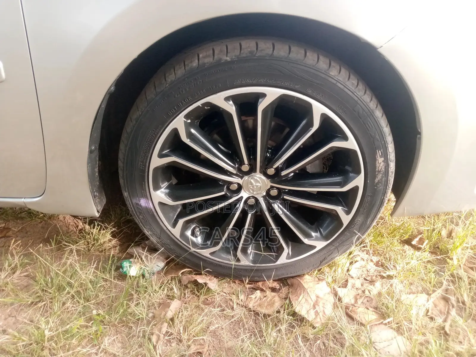Toyota Corolla 2014 Silver