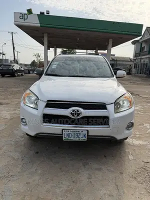Toyota RAV4 3.5 Limited 2010 White