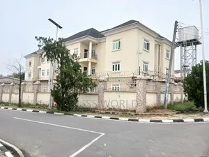 3bdrm Block of Flats in Wuse for rent