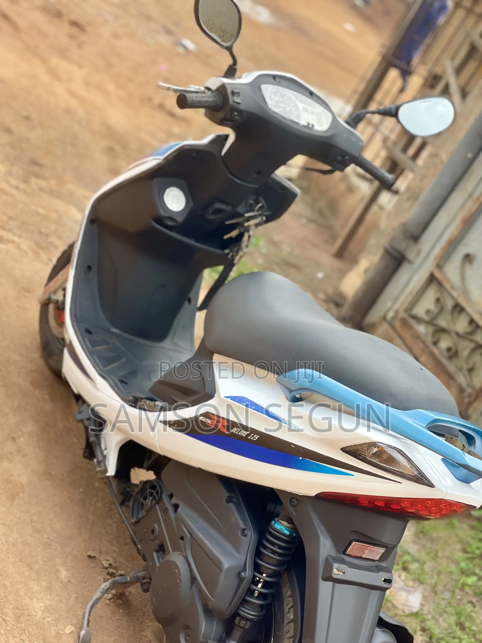 Suzuki GSR 2019 White