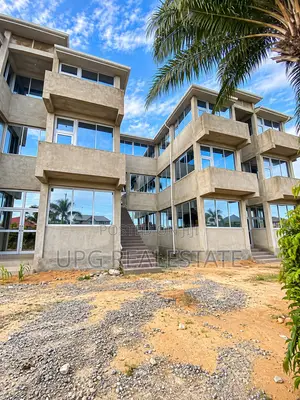 Open-Plan Commercial Space