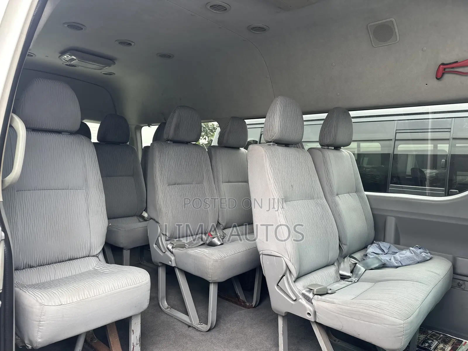 Toyota HiAce 2016 White