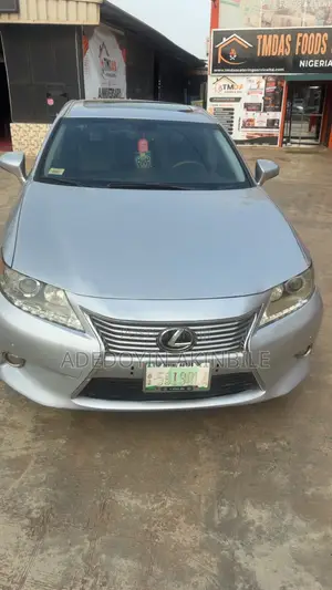 Lexus ES 2013 Silver
