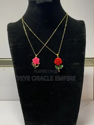 Rose Pendant Necklace
