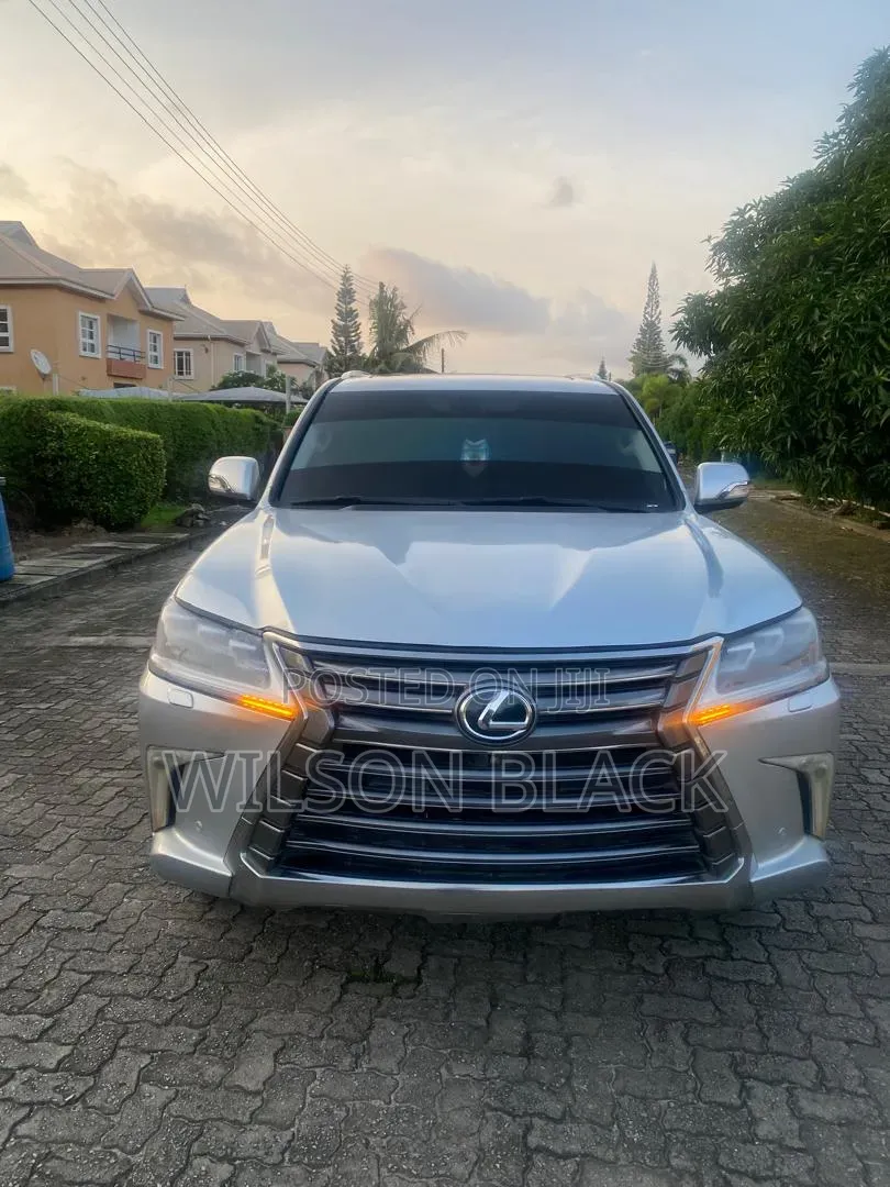 Lexus LX 570 2008 Silver