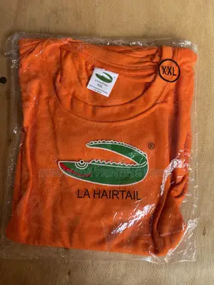 LA HAIRTAIL 400 GSM Adult Round-Neck T-Shirt | Premium Tees