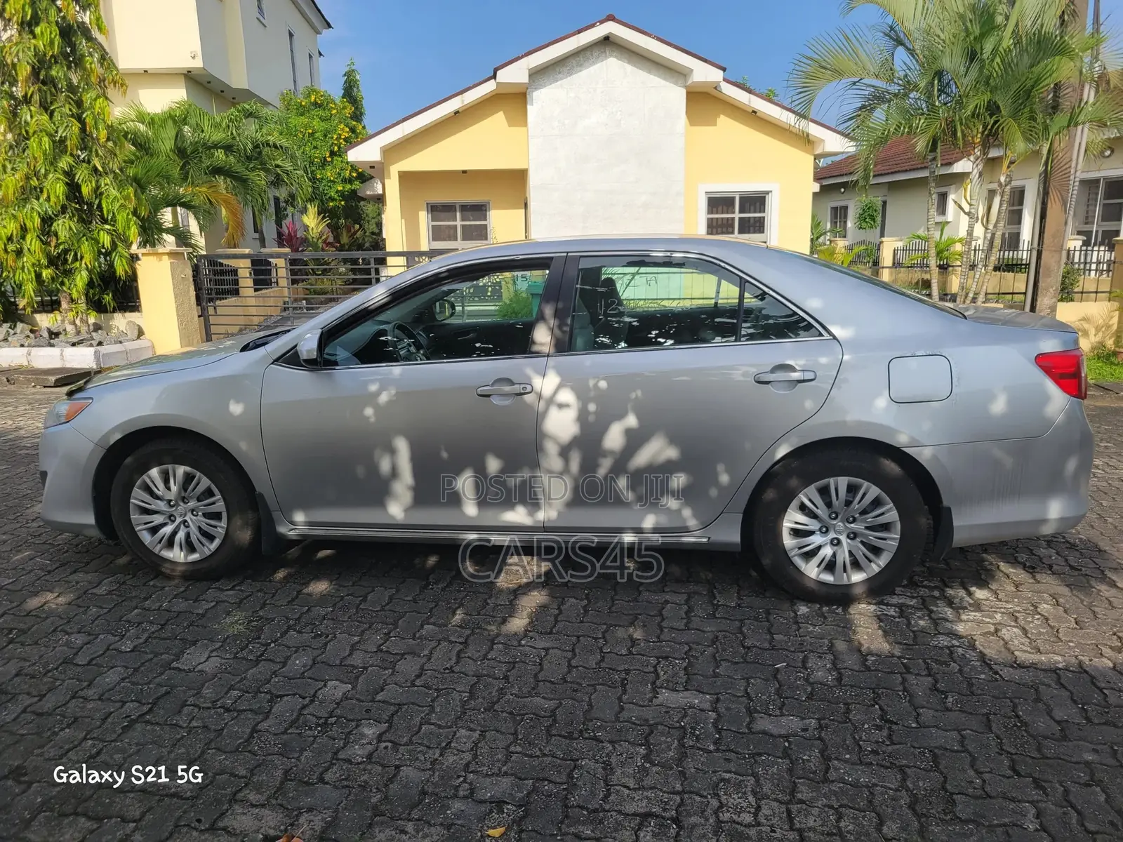 Toyota Camry 2014 Silver