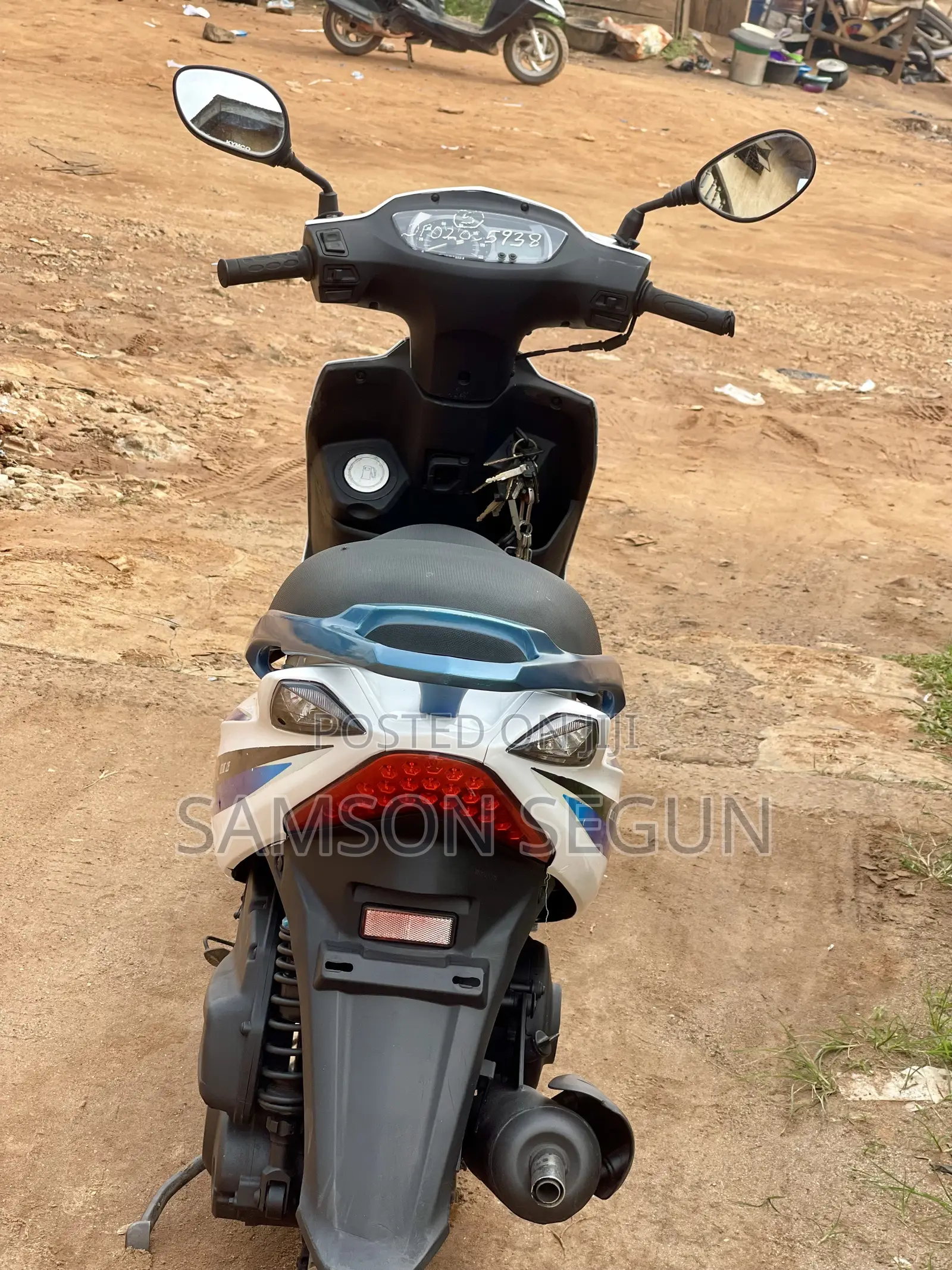 Suzuki GSR 2019 White