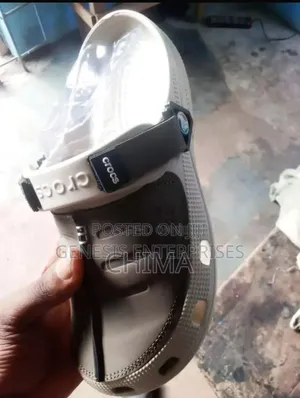 Footwear Pam