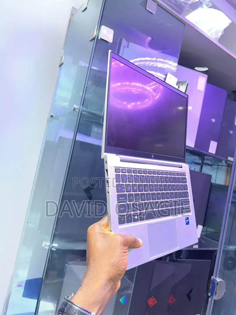 Laptop HP EliteBook 840 G8 16GB Intel Core i7 SSD 512GB