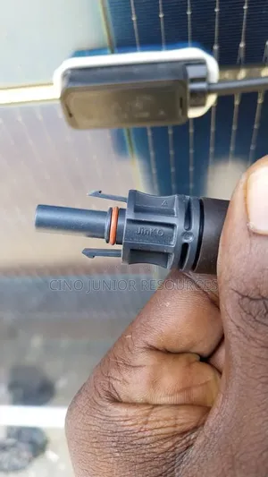 Original 650watts Jinko Solar Panel