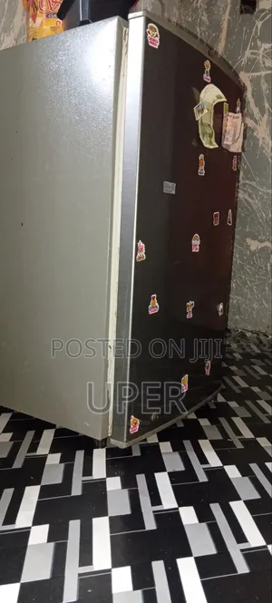 Fairly Used LG 90L Refrigerator for Sale
