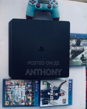 Clean as New PS 4 SLIM