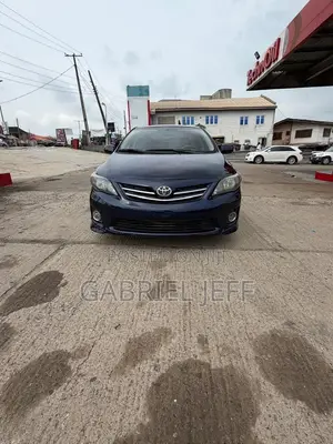 Toyota Corolla S 4dr Sedan (1.8L 4cyl 4A) 2012