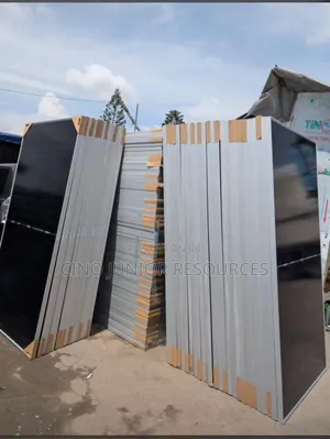Original 660watts Jinko Solar Panel