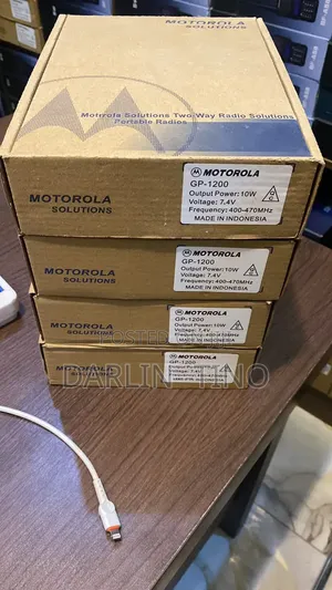 Motorola Gp1200 Walkie-Talkies