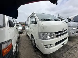 Toyota HiAce 2014 White