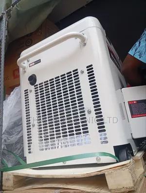 Bison Soundproof Generator 18000e2
