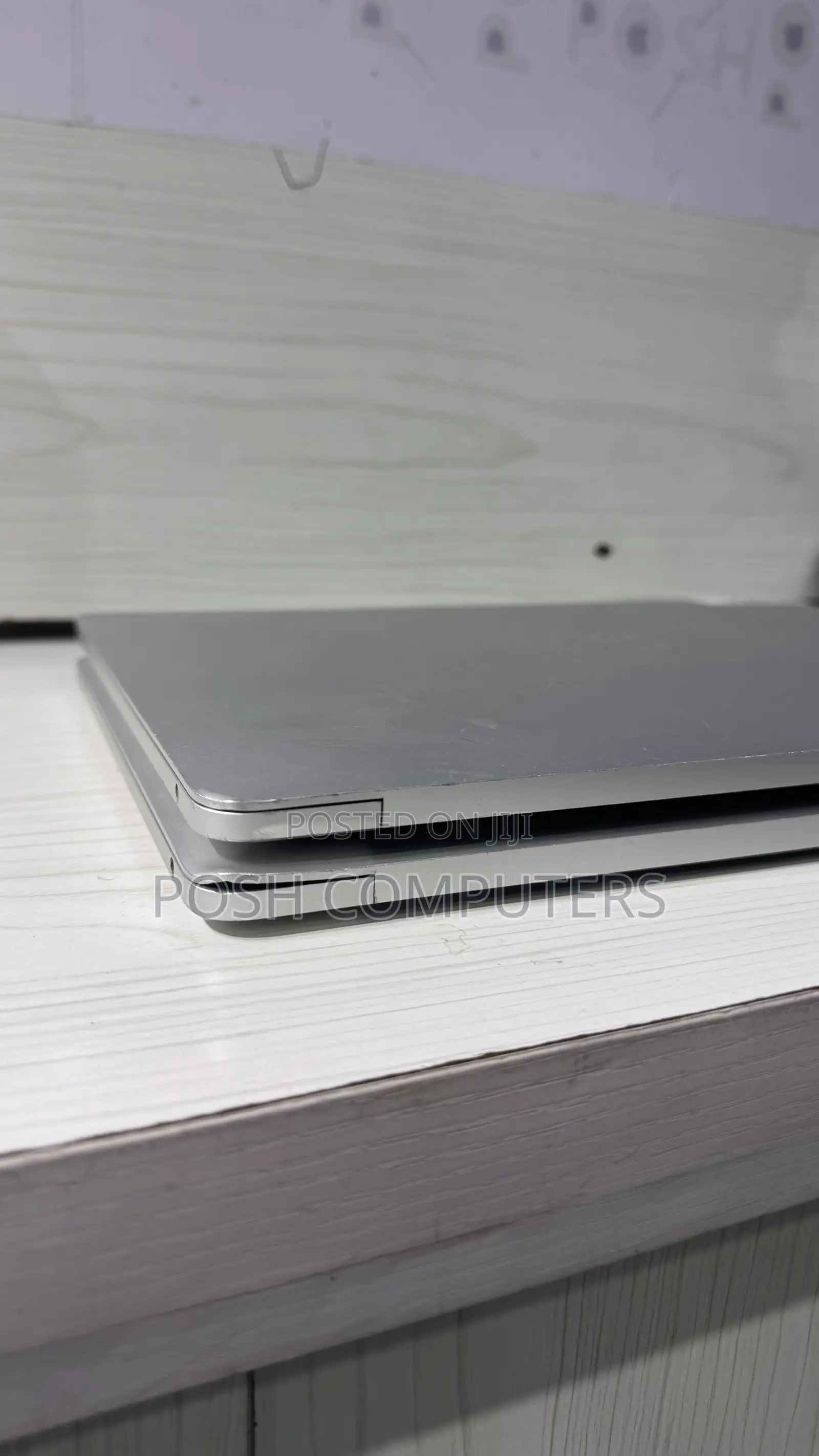 Laptop Apple MacBook Pro 2017 8GB Intel Core i5 SSD 256GB