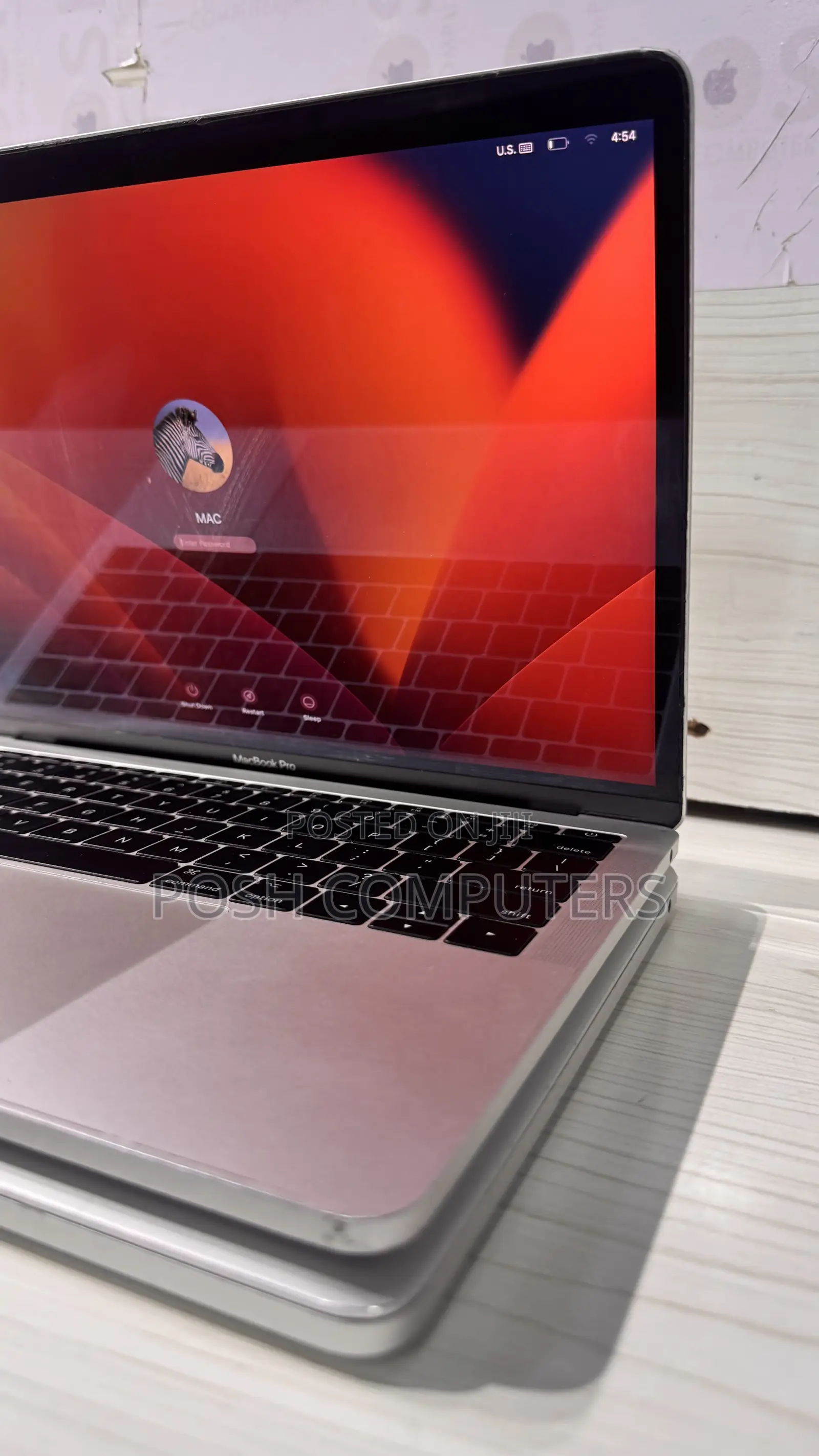 Laptop Apple MacBook Pro 2017 8GB Intel Core i5 SSD 256GB