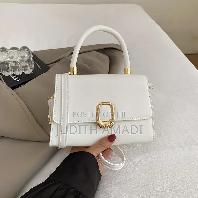 Minimal O-Clasp Minibag