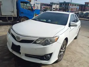 Toyota Camry 2014 White