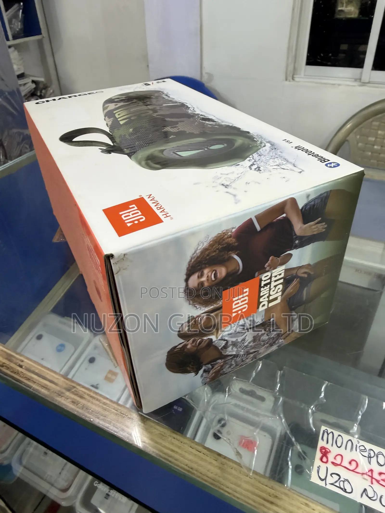JBL Charge 6