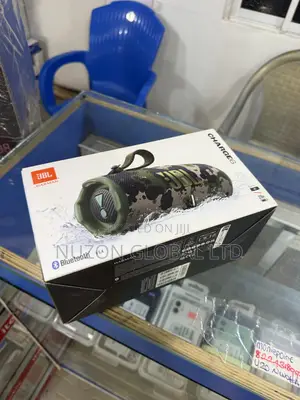 JBL Charge 6