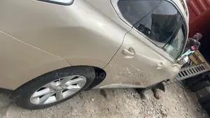 Lexus RX 2011 Gold