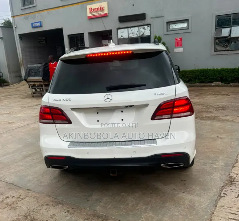 Mercedes-Benz GLE-Class 2016 White