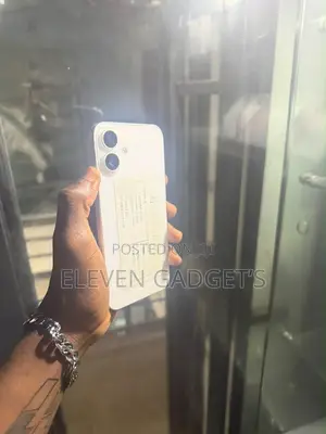 Apple iPhone 16 Plus 128 GB White